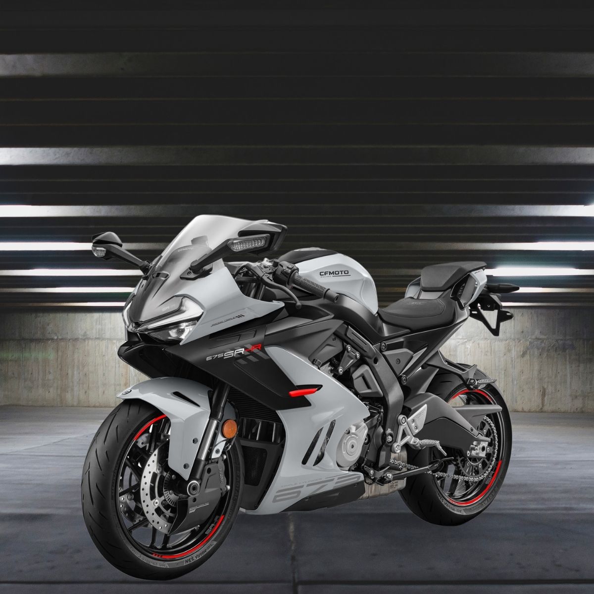 cf moto 675 sr inceleme