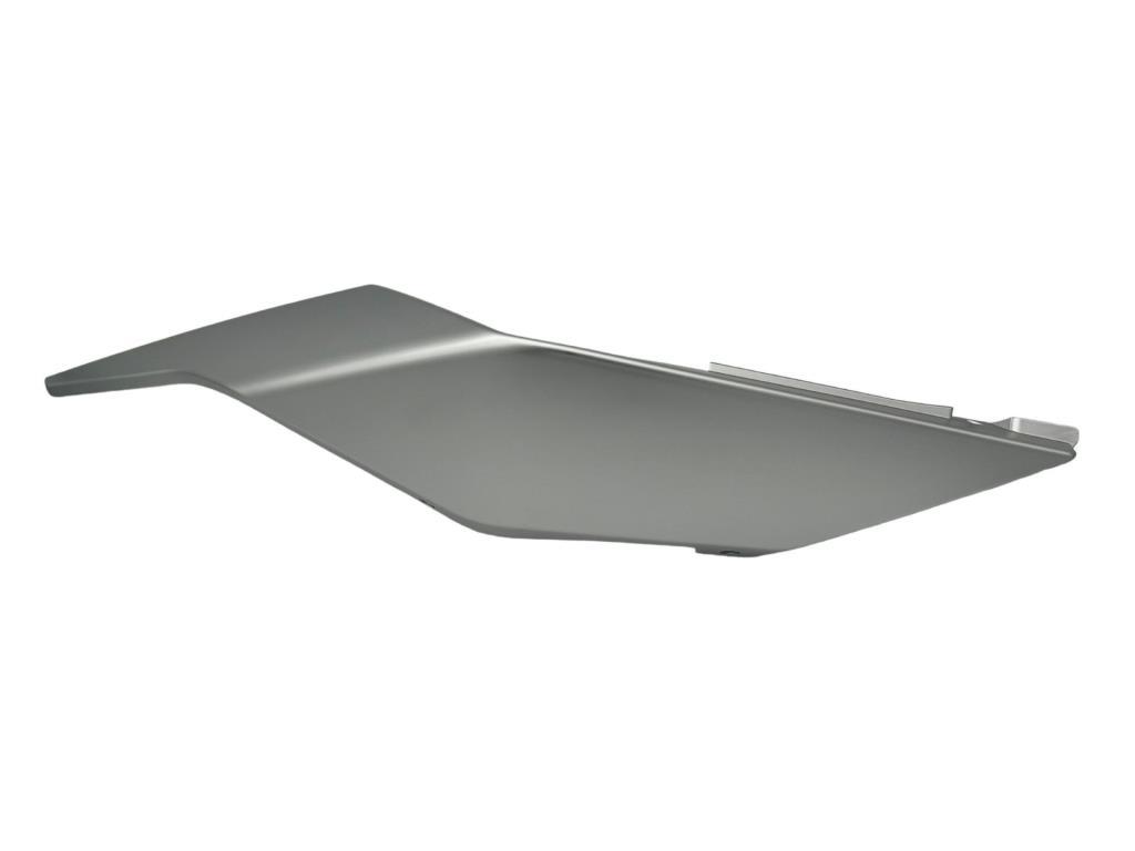 Cf Moto 250nk Sele Altı Yan Grenajı Sağ Arka (gümüş) Orj Cf Moto 250nk Sele Altı Yan Grenajı Sağ Arka (gümüş) Orj