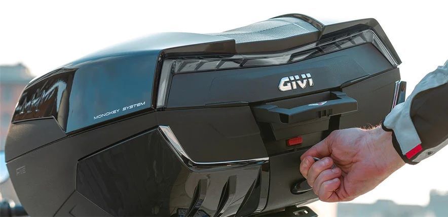 Gıvı Arka Çanta V58nntb 58lt Gıvı Arka Çanta V58nntb 58lt