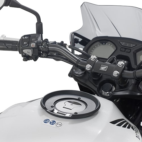 Gıvı Bf30 Depo Üstü Çanta Aparatı Honda Cbr 1000 Rr 2017-2019 Nt 1100 2022-2024 Cb 650 R 19-24 Cb 650f 17-18 Cb 500f 19-23 Cb 500 Hornet 2024 Gıvı Bf30 Depo Üstü Çanta Aparatı Honda Cbr 1000 Rr 2017-2019 Nt 1100 2022-2024 Cb 650 R 19-24 Cb 650f 17-18 Cb 500f 19-23 Cb 500 Hornet 2024