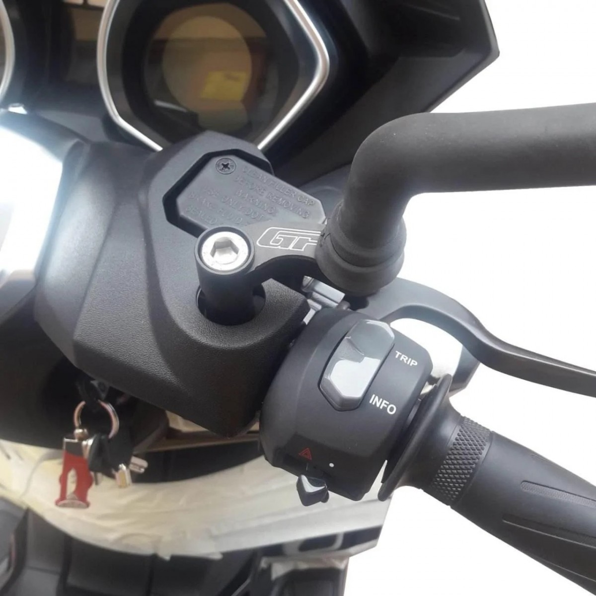 Gp Kompozit Ayna Uzatma Genişletme Aparatı Takım Yamaha X-max 250 400 2018-2024
