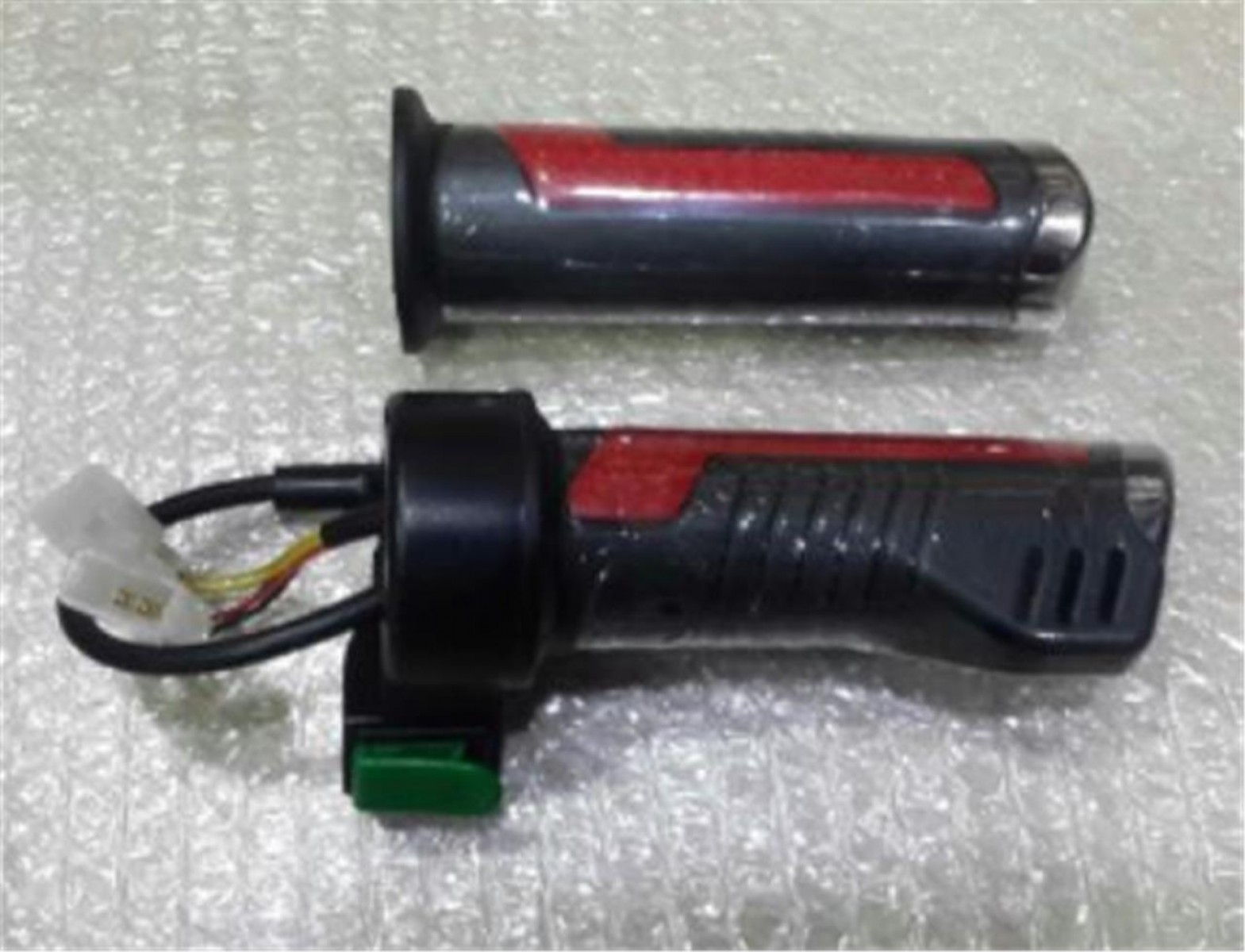 Motospartan Elcik Takımı Gaz Kolu Elektrikli Scooter Vitesli Model Motospartan Elcik Takımı Gaz Kolu Elektrikli Scooter Vitesli Model