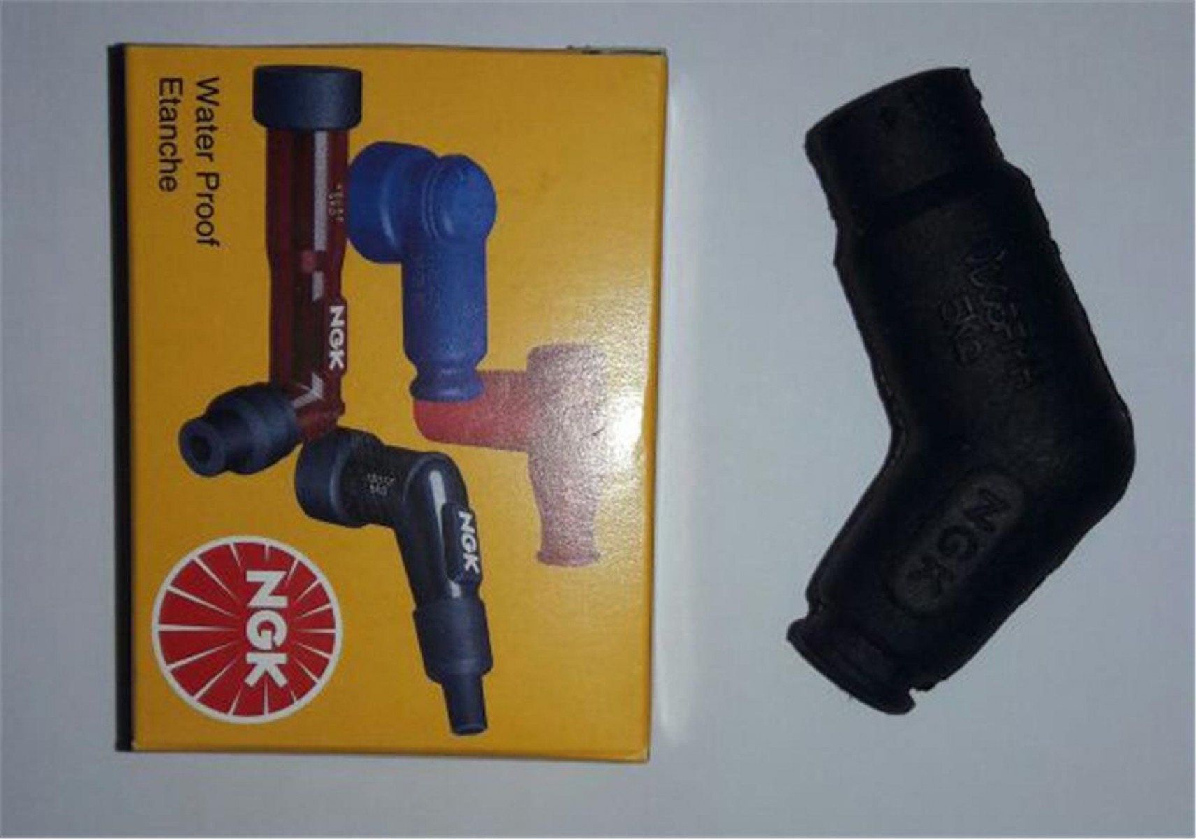 Ngk Buji Başlığı Vd05fmh Kauçuk İzoleli Silikon 120 Derece Sökülen Başlık İçin Siyah