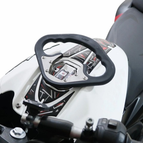 Gp Kompozit Depo Üstü Artçı Tutamak Siyah Bajaj Pulsar Ns 200 2011-2024