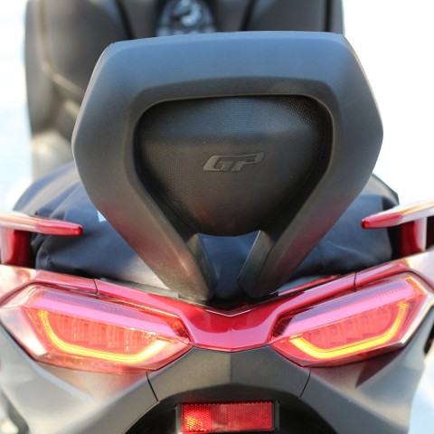 Gp Kompozit Yolcu Sırtlığı Sissy Bar Yamaha X-max 250 300 2018-2022