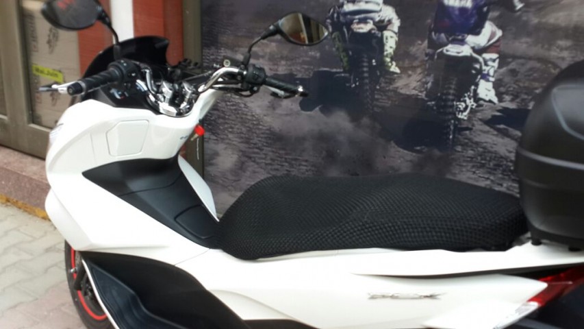 Honda Pcx125 Sele Kılıfı File Yamaha Nmax 125 Monero