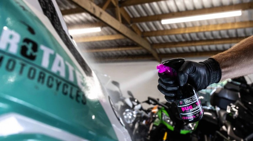 Muc-off Siperlik Ve Kask Camı İçin Böcek Temizleme Spreyi 250ml