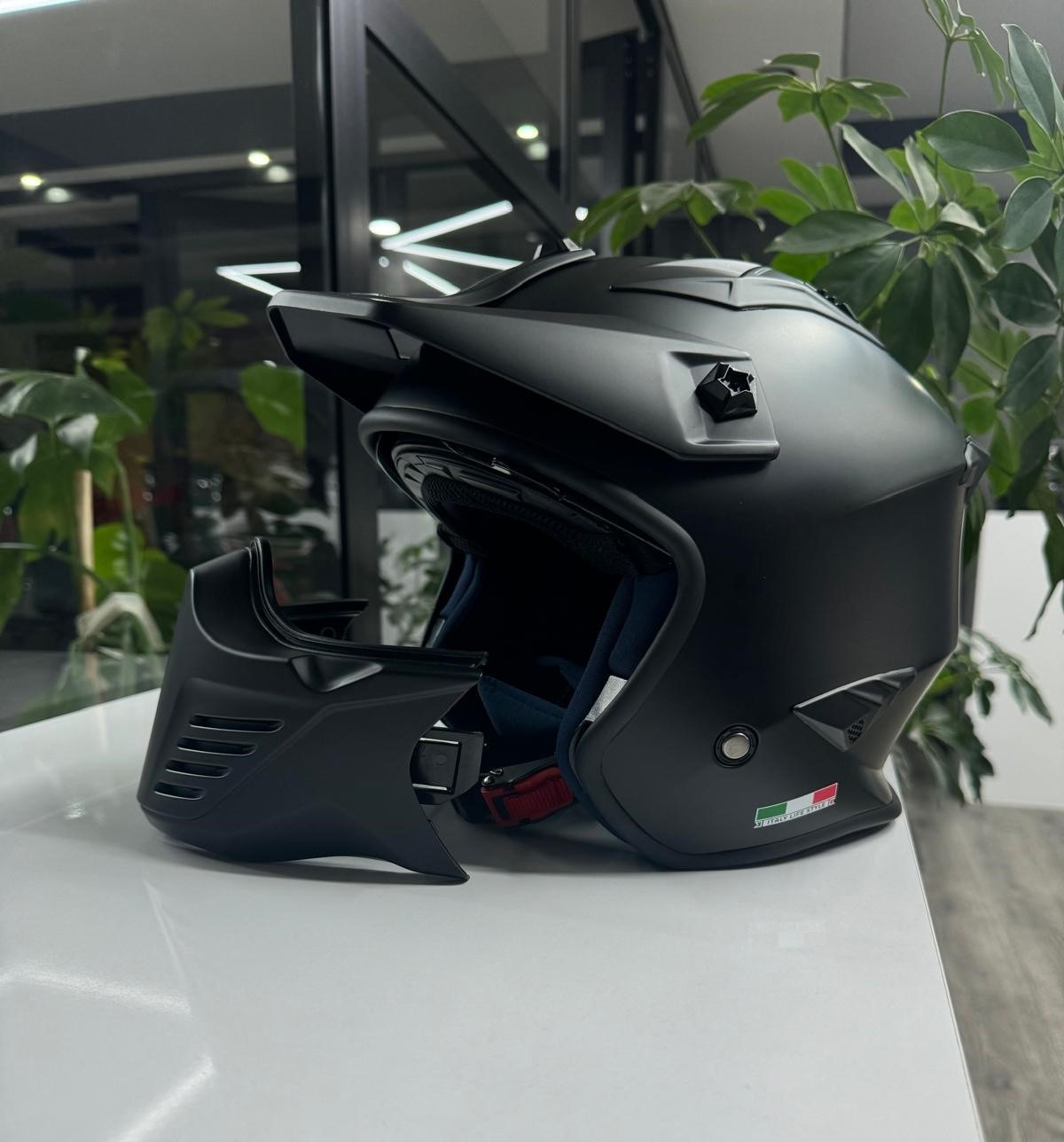 Sway Sw726x Modüler Kask Tokyo Mat Siyah
